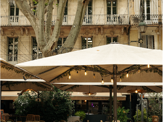 OPÉRA CAFÉ Extérieure